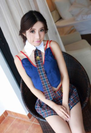 chinese体育生solo_BD英语在线视频播放